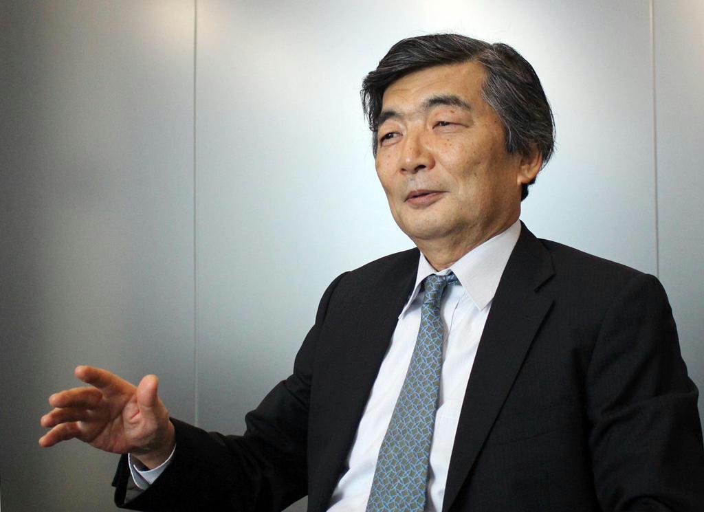 元財務官の篠原尚之氏=東京都千代田区(林修太郎撮影)