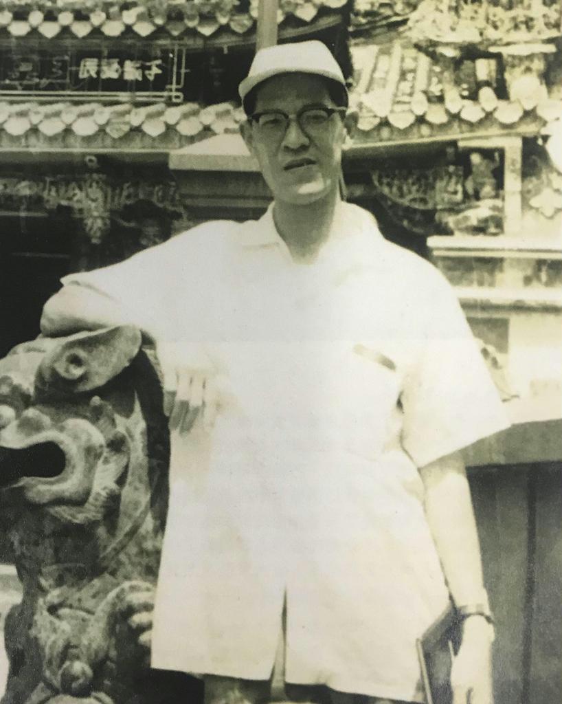 1954年ごろ、台湾各地の農村で調査や農業指導を行っていた李登輝=台湾南部の雲林(李登輝基金会提供)