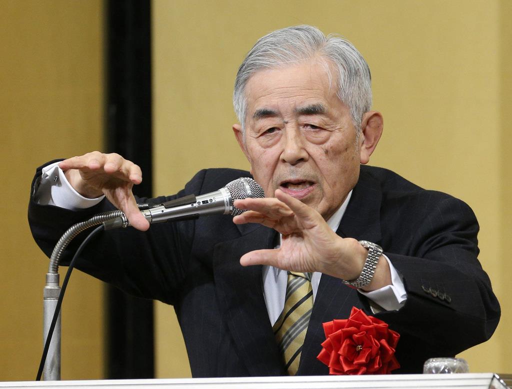 正論大賞受賞記念大阪講演会で熱弁をふるった木村汎・北海道大学名誉教授=大阪市北区(彦野公太朗撮影)