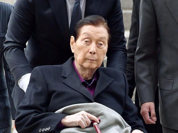ロッテグループの創業者、重光武雄氏=2017年3月、ソウル(共同)