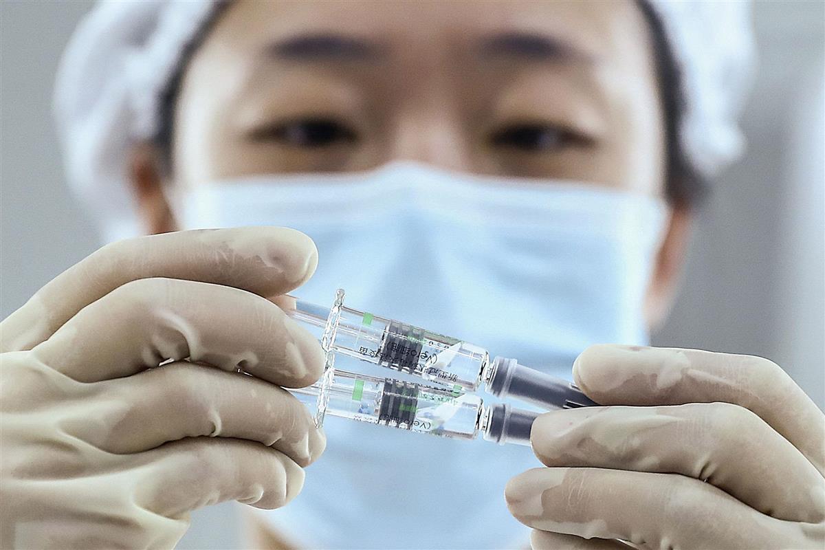 中国医薬集団傘下の北京生物製品研究所が開発した新型コロナウイルス感染症のワクチン=2020年12月25日、北京(新華社=共同)