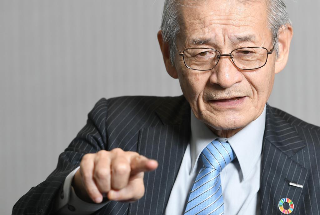 インタビューに答えるノーベル化学賞受賞が決まった旭化成名誉フェローの吉野彰さん=29日、東京・有楽町の旭化成(酒巻俊介撮影)