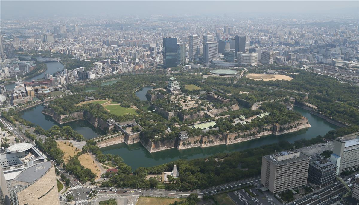 豊臣秀吉が行った大阪の街作りは、現代の商都・大阪の原型となった=大阪市中央区(本社ヘリから、彦野公太朗撮影)