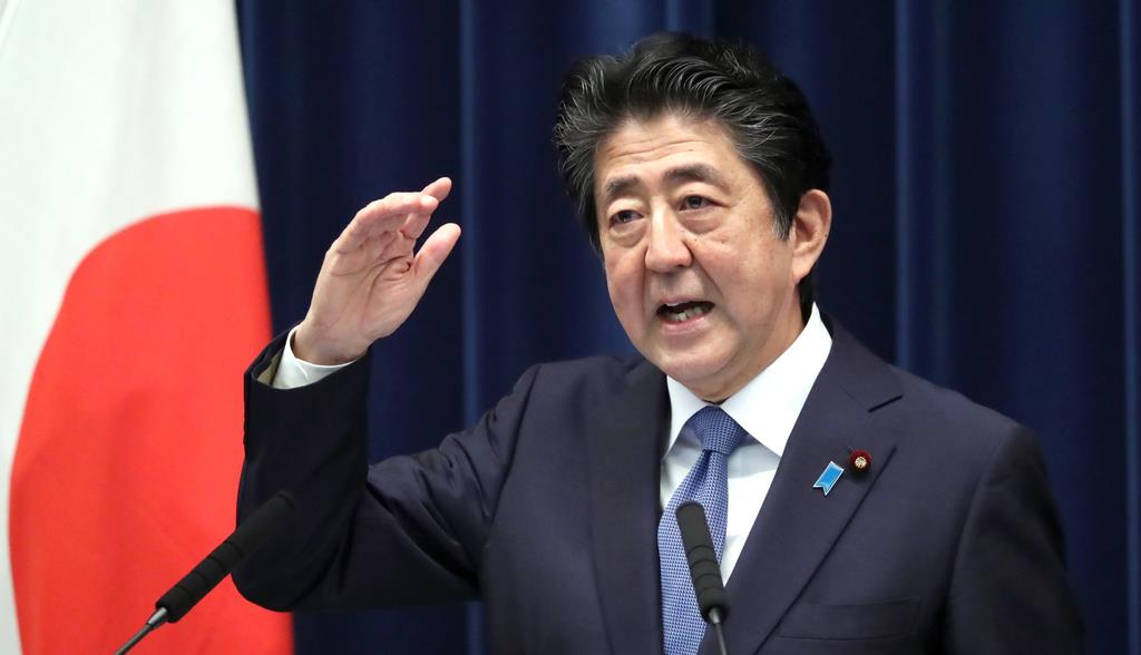 通常国会の閉幕を受け会見に臨む安倍晋三首相=18日午後、首相官邸(後藤徹二撮影)