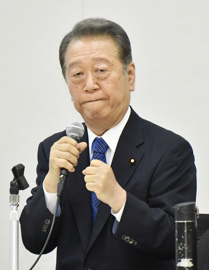 国会内で講演する国民民主党の小沢一郎衆院議員=6月15日午後