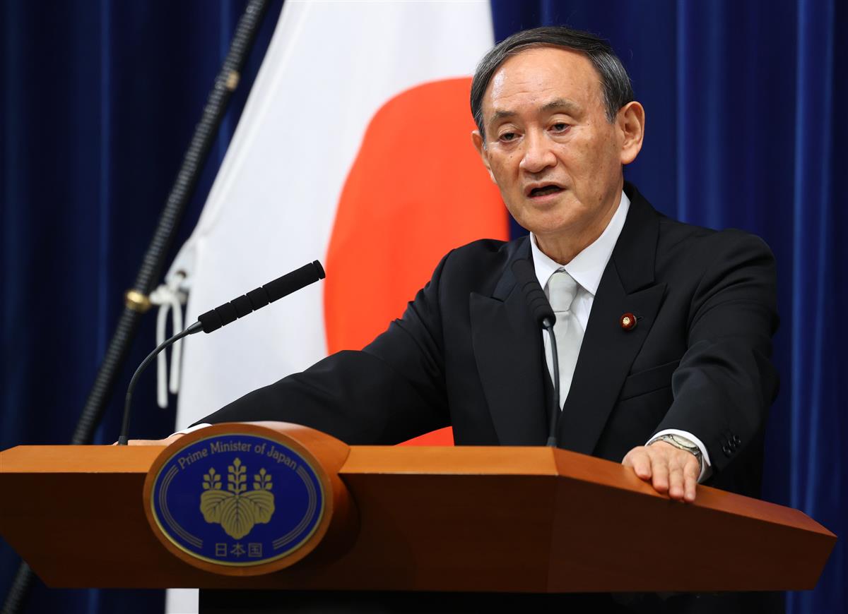 就任後初の記者会見に臨む、菅義偉首相=16日午後、首相官邸(松本健吾撮影)