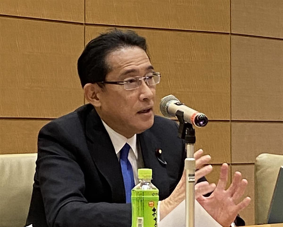 講演に臨む自民党の岸田文雄前政調会長=11月9日、国会内(永原慎吾撮影)