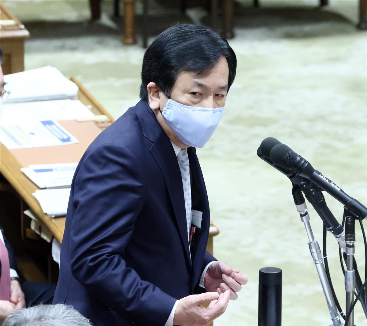 衆院予算委員会で質問する立憲民主党・枝野幸男代表=1日午前、衆院第1委員室(春名中撮影)