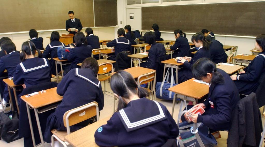 テストに臨む日本の高校生