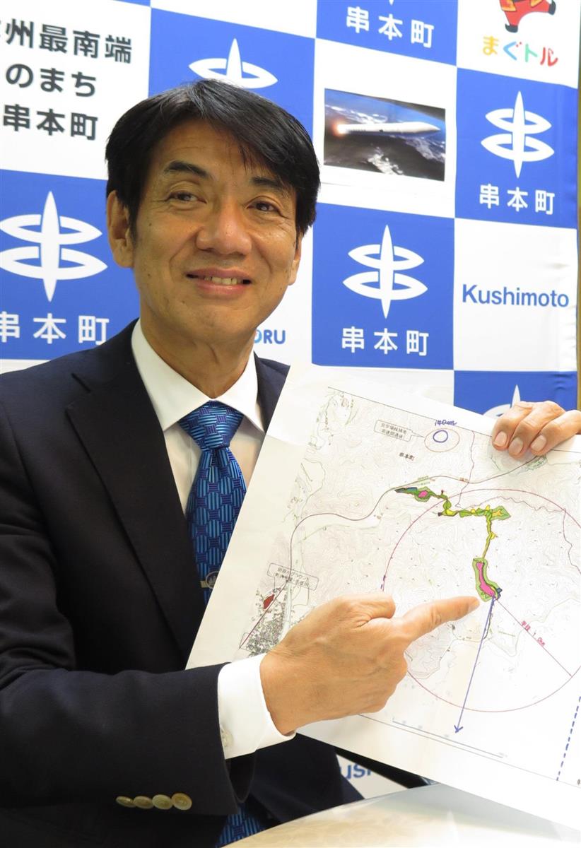ロケット打ち上げへの期待などを語る和歌山県串本町の田嶋勝正町長=同町役場