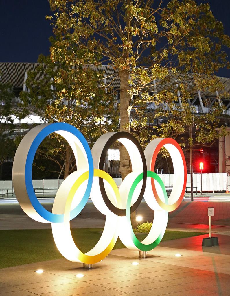 延期が決まった東京五輪・パラリンピックのメイン会場の国立競技場 =東京都新宿区(撮影・尾崎修二)