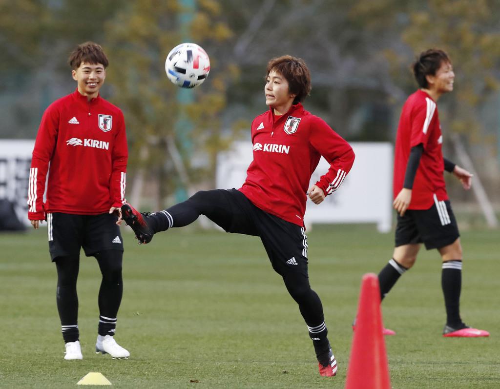 今年2月のサッカー・女子日本代表強化合宿。2023年W杯招致は撤退した