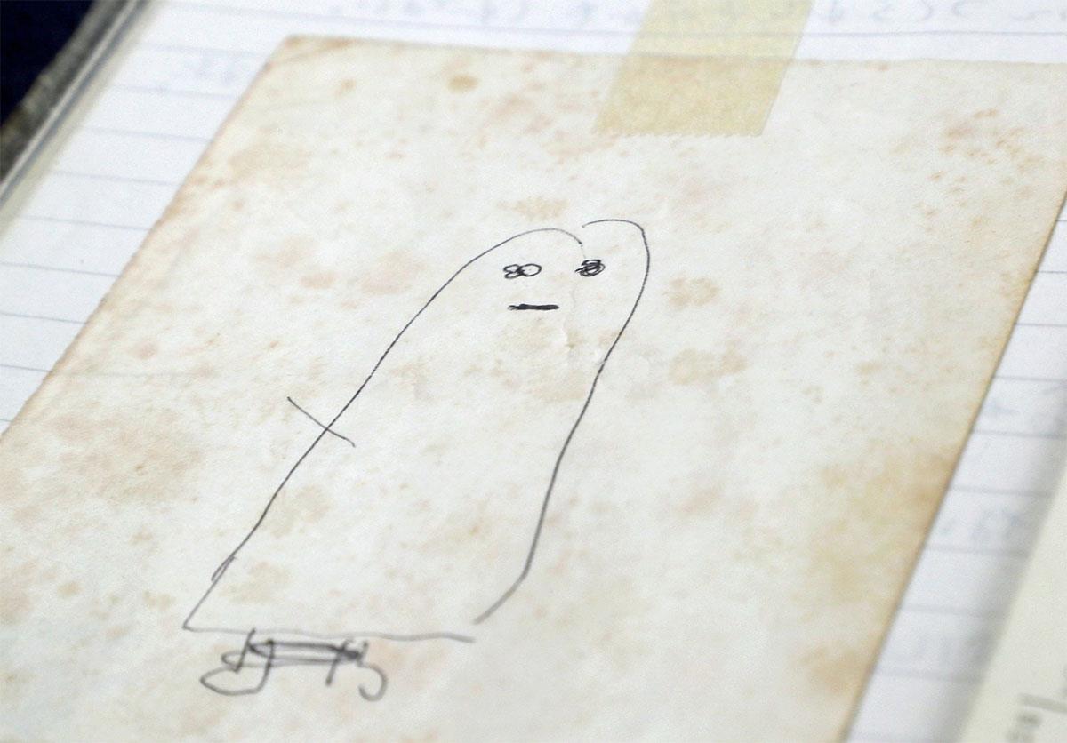袋詰めにされた被害者の様子。民家の主人が描いたスケッチが阿部雅美の取材ノートに残っていた。富山県の拉致未遂事件が端緒となった(松本健吾撮影)